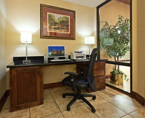 Holiday Inn Jonesboro Room photo